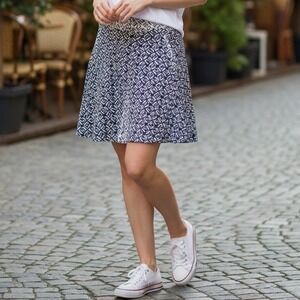 IZOD Golf Skort Navy White Geometric Pattern Pockets Size 6